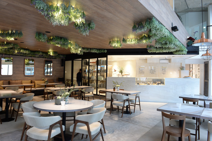 The Sage Parlour